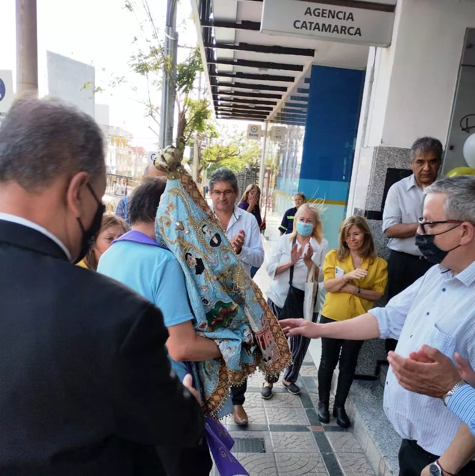 8fd5fdc5-a1a1-42a5-826c-7be951a5844b