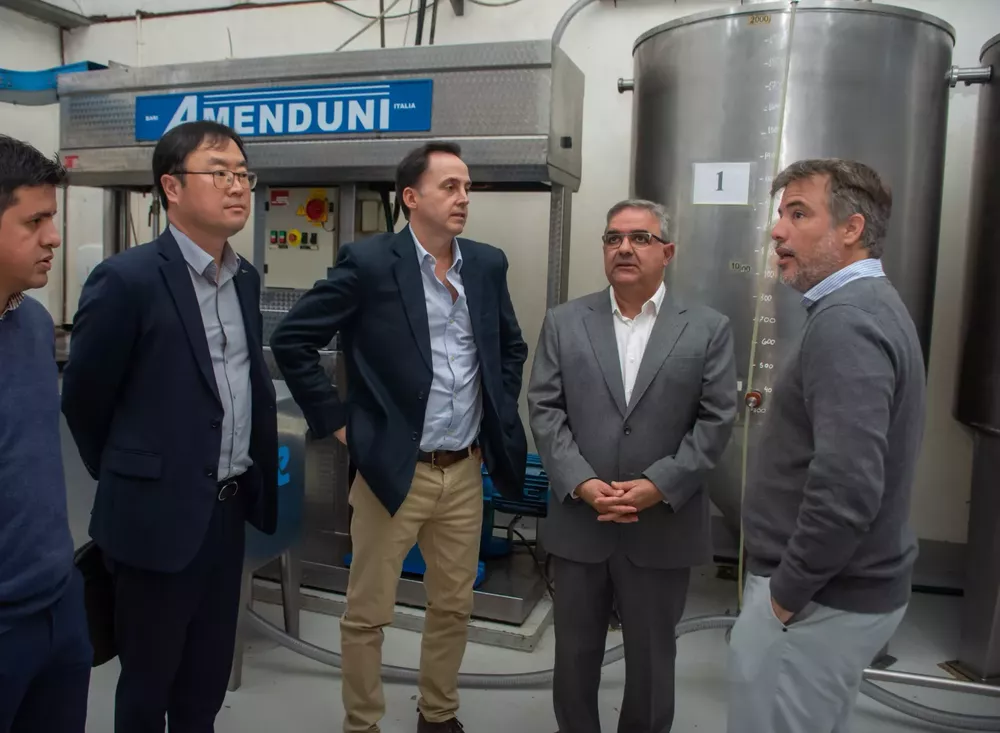 59b2cae7-4066-4f62-9b99-f7f018538e43