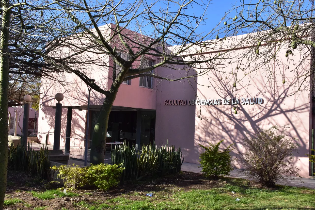 6f93b564-39df-4483-ac73-b35953813004