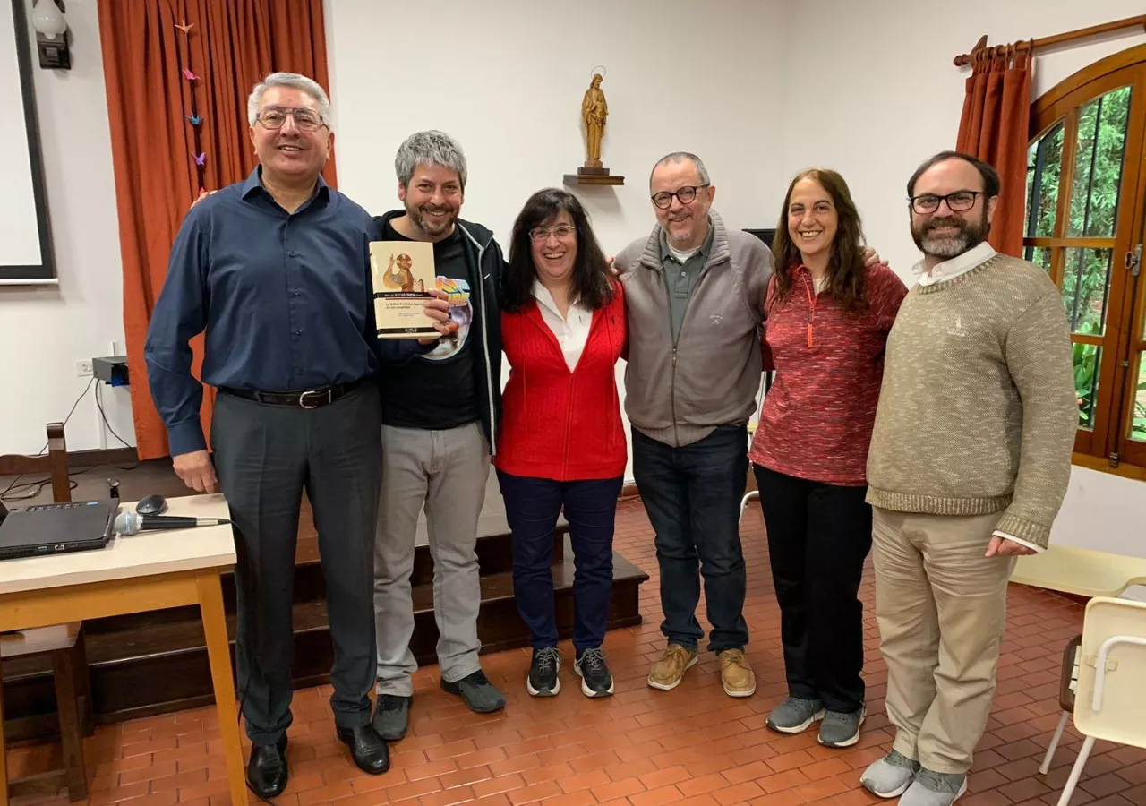 d95a8779-163e-45b3-92f5-968525638a6c