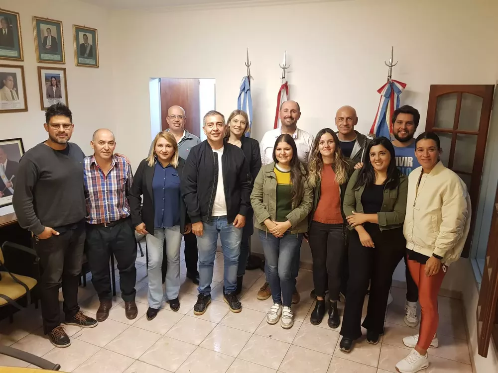 6d39a7d9-f81f-49e5-8c6d-11befcb2825a