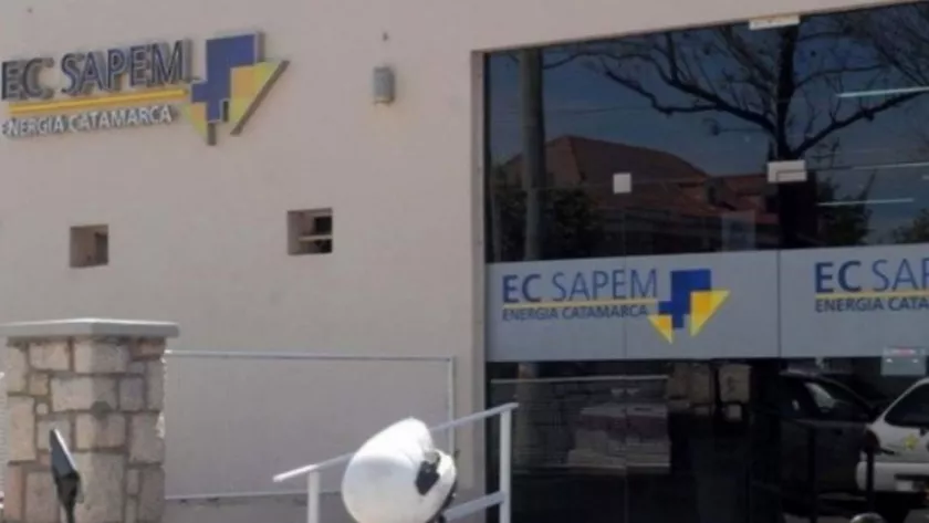 ce33a15887333aba0436efdc62d48abf199b5163d0bea18f_840