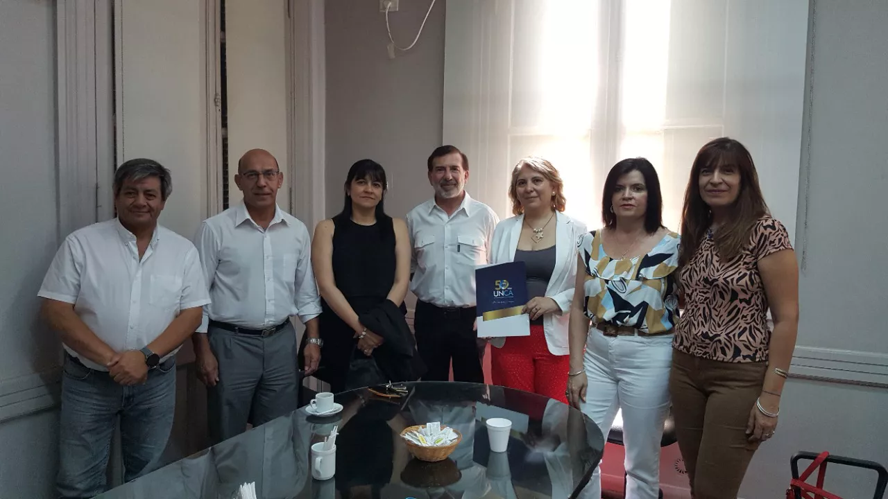 6c5c2666-e1c9-40f9-a401-7b910a4c08e9