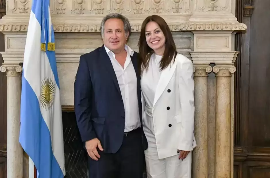 665b787180bc8__940x620