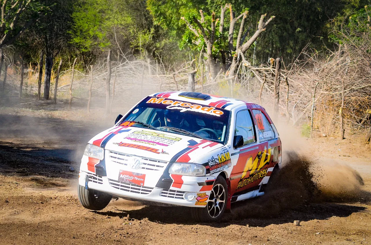 d6fdb8d1-0637-4d8a-a78a-a8c87761abfe