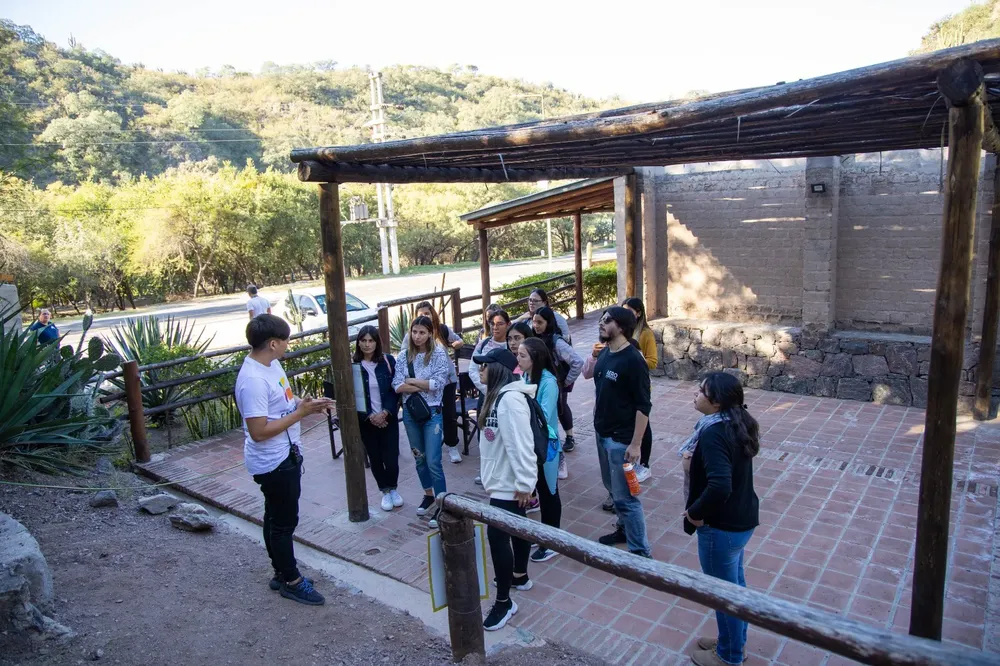 2219fc5e-cf29-42e5-bb70-81267646d684