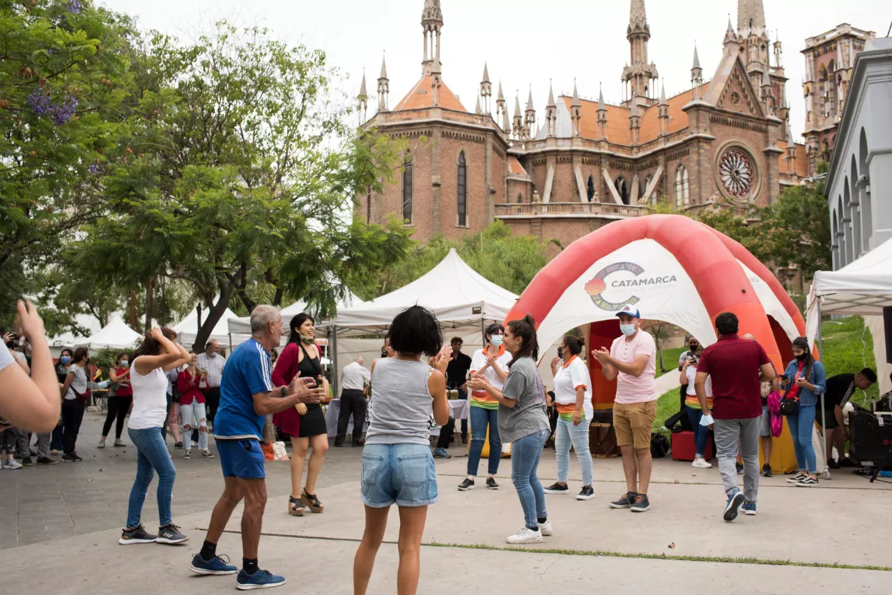 29ac1198-20ad-4f4c-853b-fc18655d4f0a