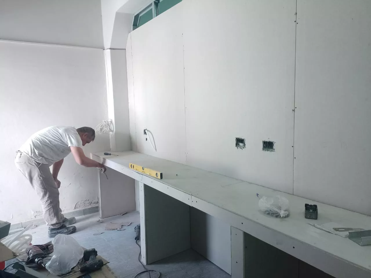 2c204255-dfdd-4558-9590-a54bec95eb9f