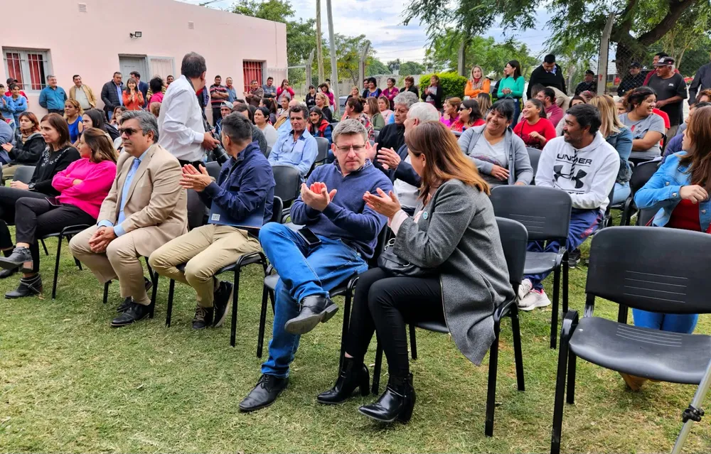 70aed82e-33b4-4ec5-8b30-ee8cd5e9a5ba