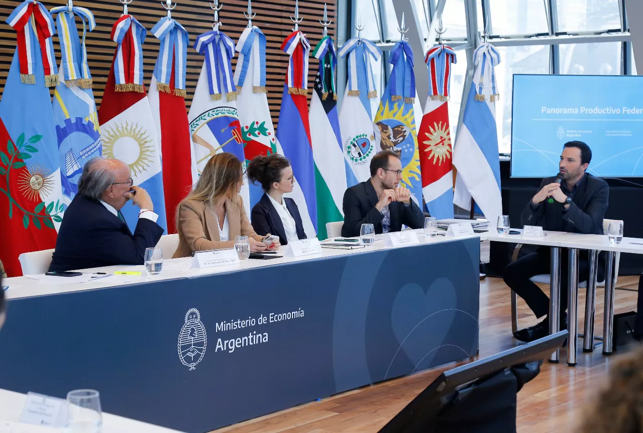 dfb45700-e438-4e2b-bf76-34191f587ea3