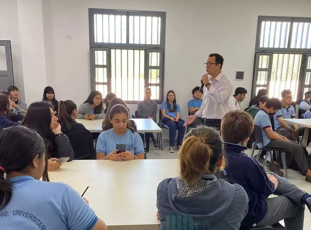 4edaf78c-bf04-448d-a357-405c7d59deed