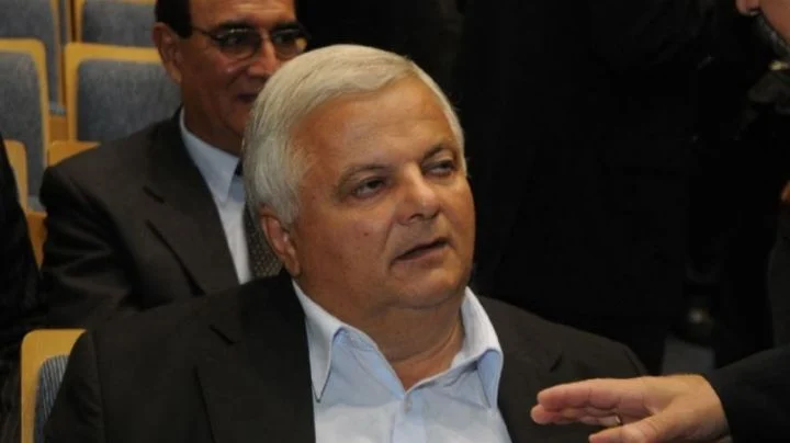 f720x404-376139_417711_5050