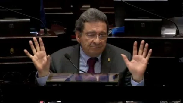 OSCAR CASTILLO