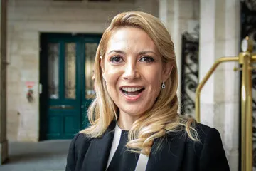 xycqCzrZd_360x240__1