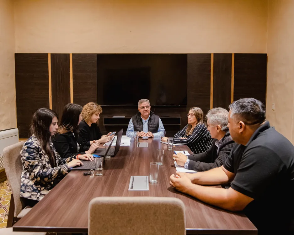 Los salarios de los trabajadores públicos se actualizarán de manera mensual