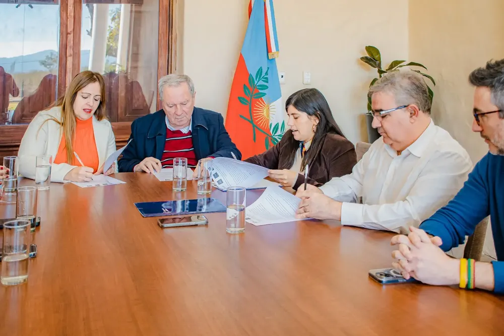 multimedia.grande.86a78e3944d8b543.SU1HLTIwMjQwNjA1LVdBMDE3OSgxKV9ncmFuZGUud2VicA==