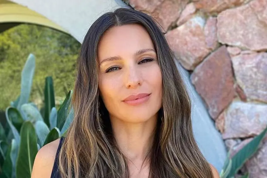 pampita-ardohain-abrio-su-corazon-con-una-E7Y7DJAAYVHDZNVK3SAFTPTFXQ