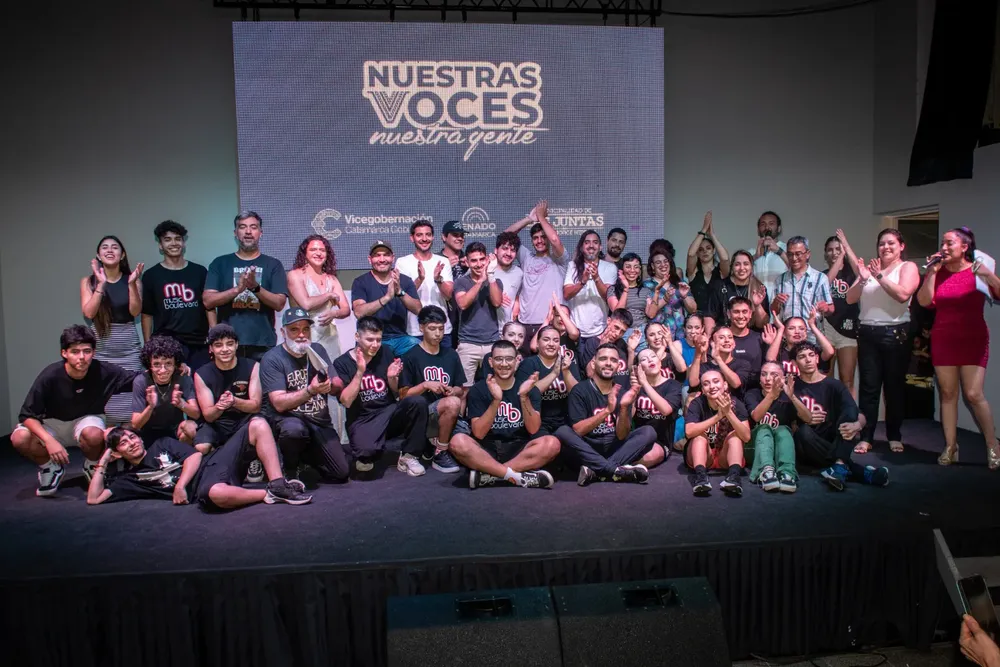Nuestras Voces-Nuestra Gente