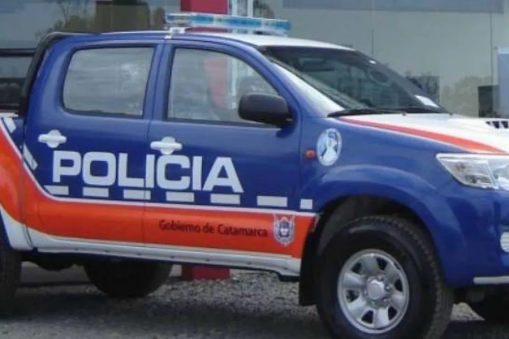 movil-policial-catamarca-policia-de-catamarca-patrullero-catamarca