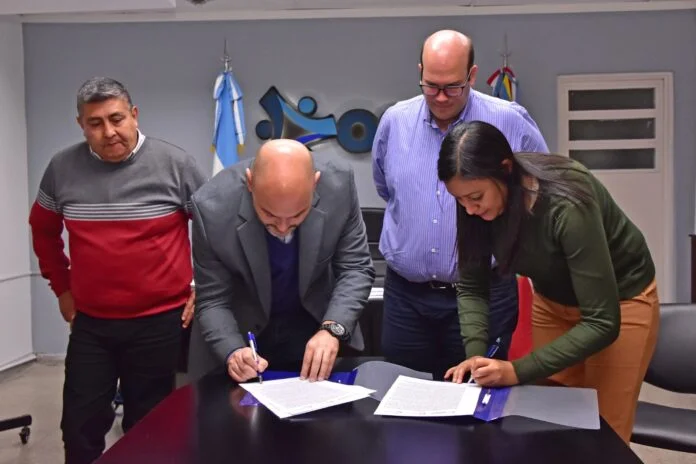 739616aa-6ce0-405b-82c2-873567c9e936-696x464