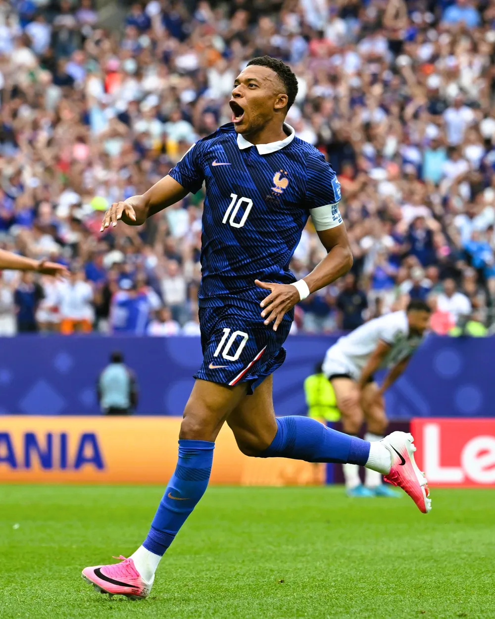 3-2-mundial