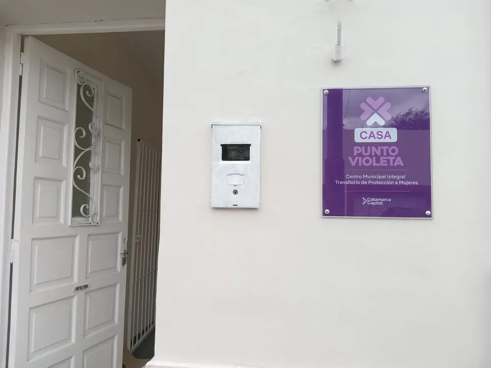Casa Punto Violeta