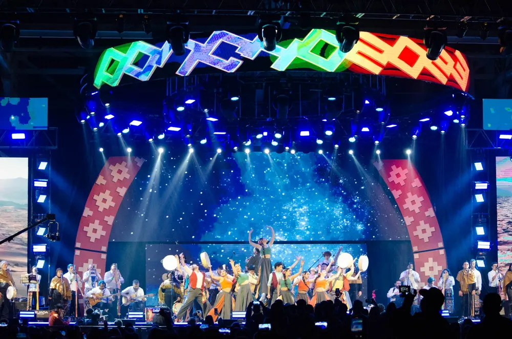 Poncho (1)