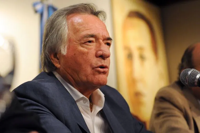 luis-barrionuevo-se-encuentra-internado-sufrir-una-descompensacion-foto-mdz-archivo