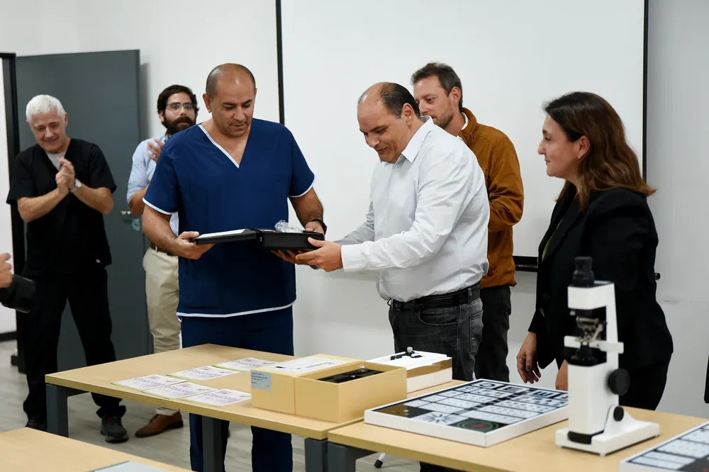 Equipamiento oftalmología (3)