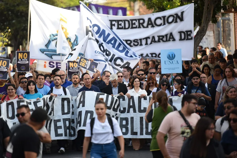 marcha-universitaria-2-octubre-2024-3jpg