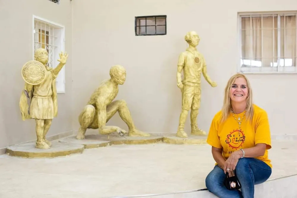 08f1d7f4-2ad2-4da6-bfcf-e3c78c3652dc