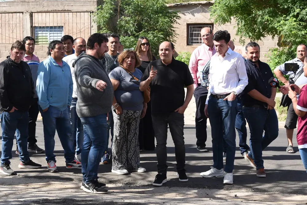 Visita de obra de asfalto en zona norte (6)